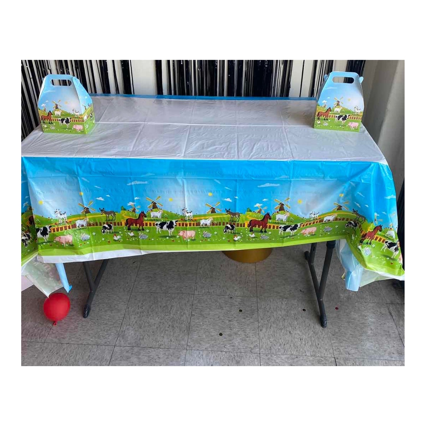 Table Cover Farm