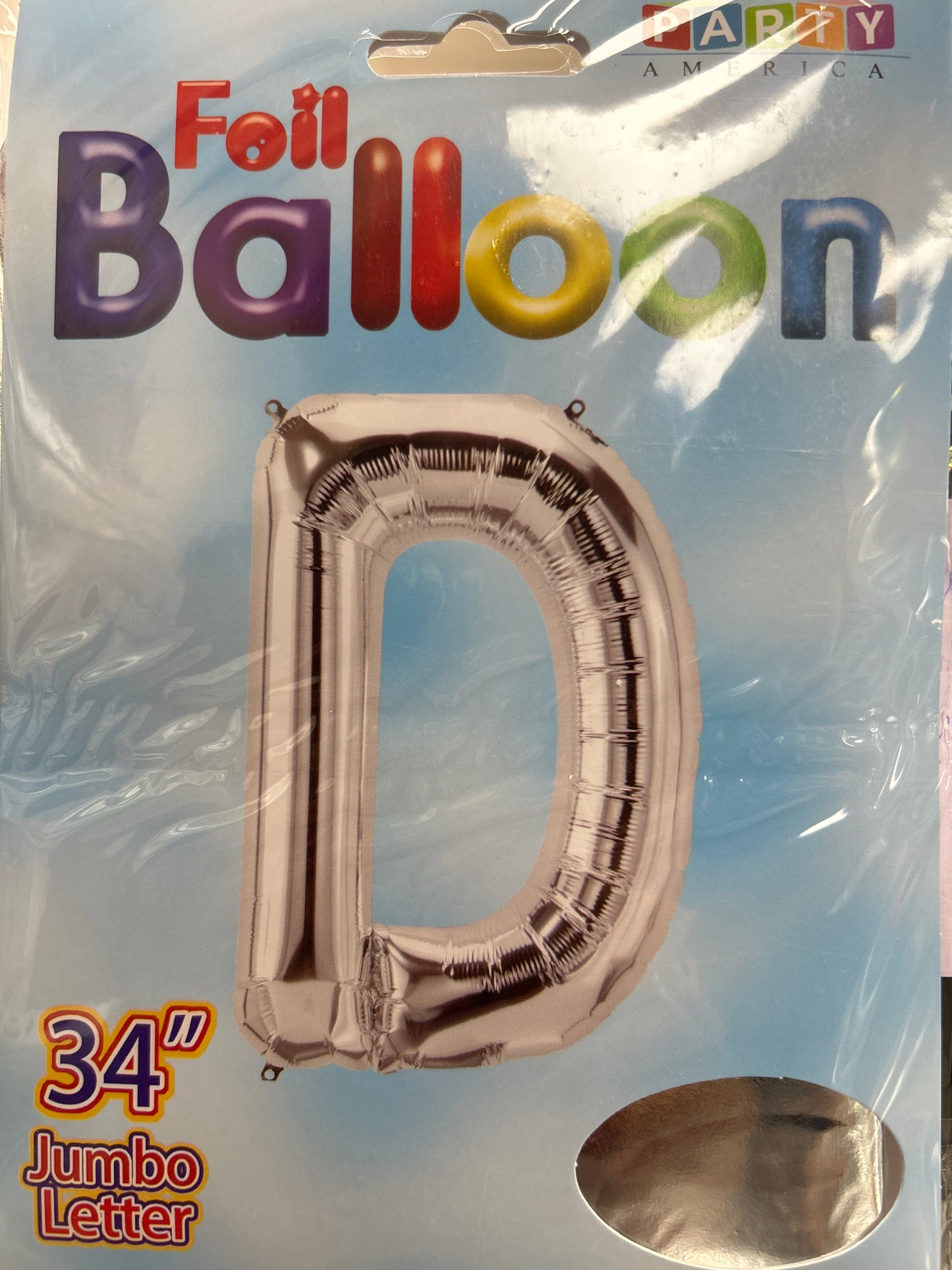Globo plateado de 34" con la letra "D"