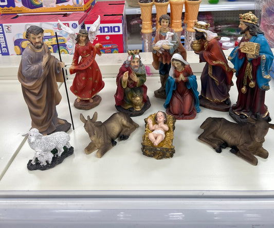 8" Nativity Set Multicolor (11)