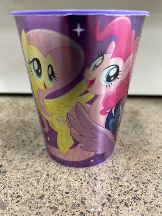 16oz Cup Pony
