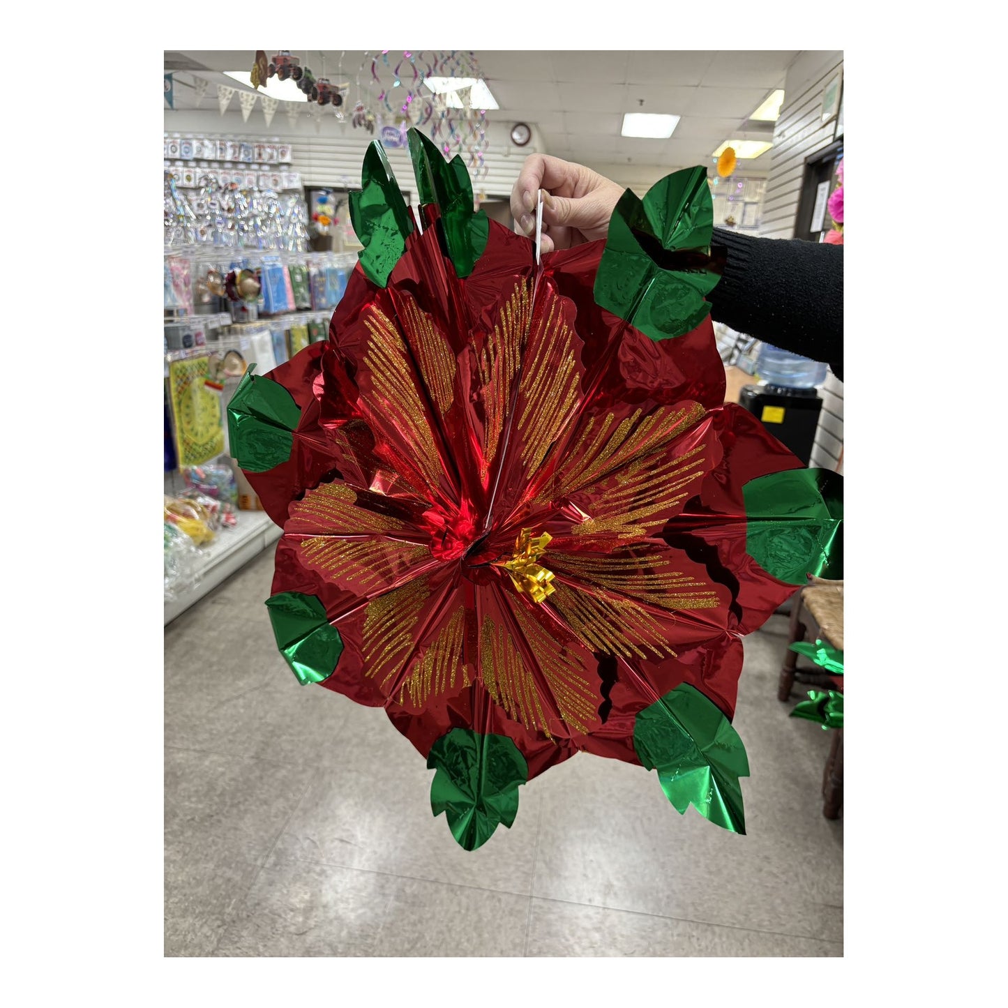 30" Poinsettia Flower Medium 120C10