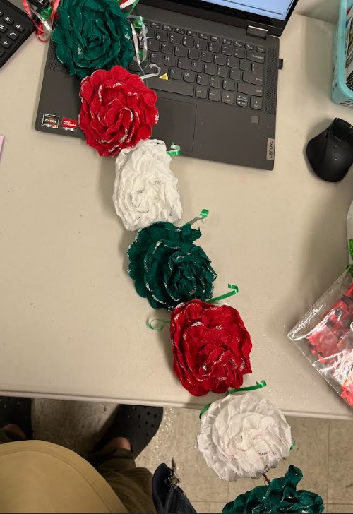Large Crepe Tricolor Flower