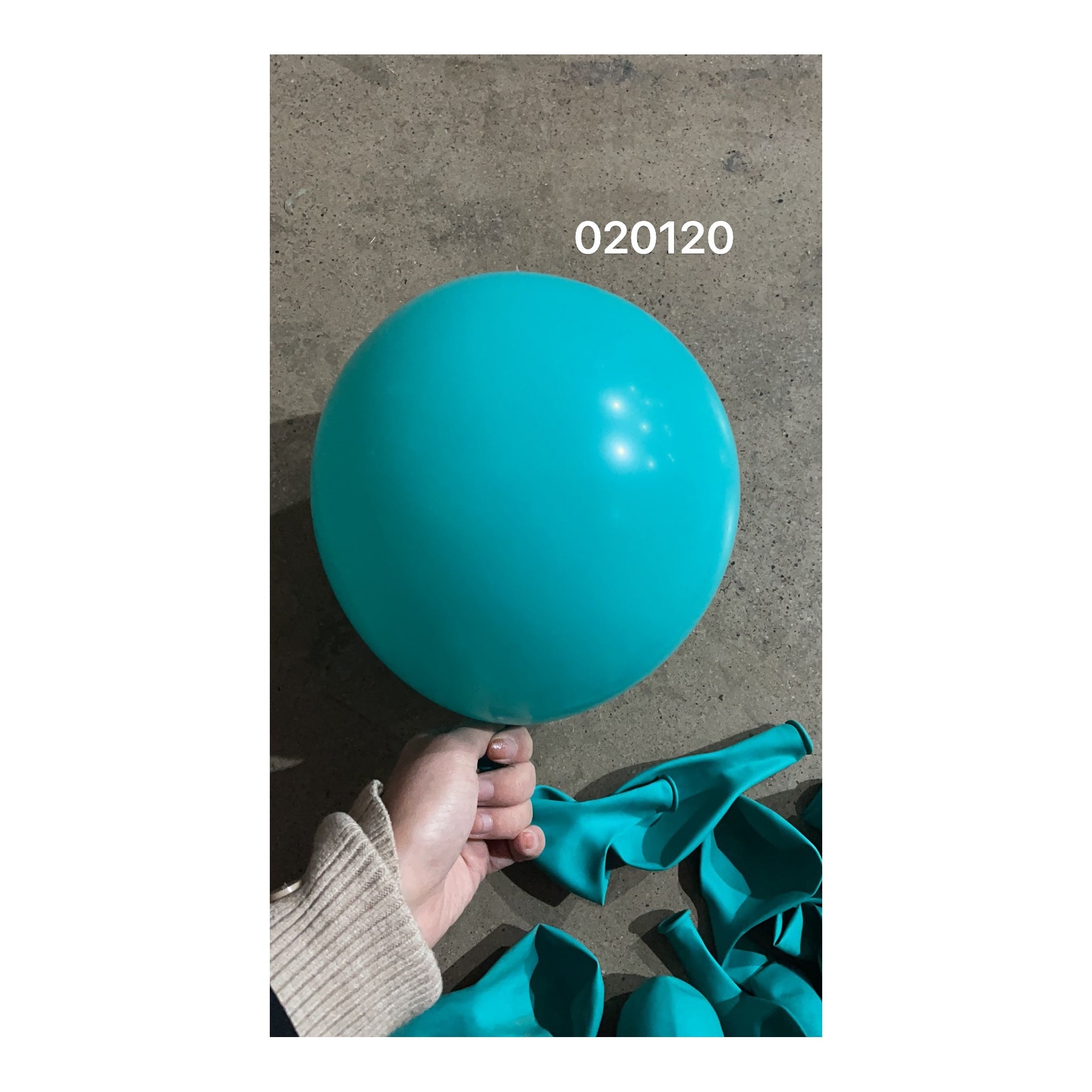 72 ct 12" Latex Balloon Aqua