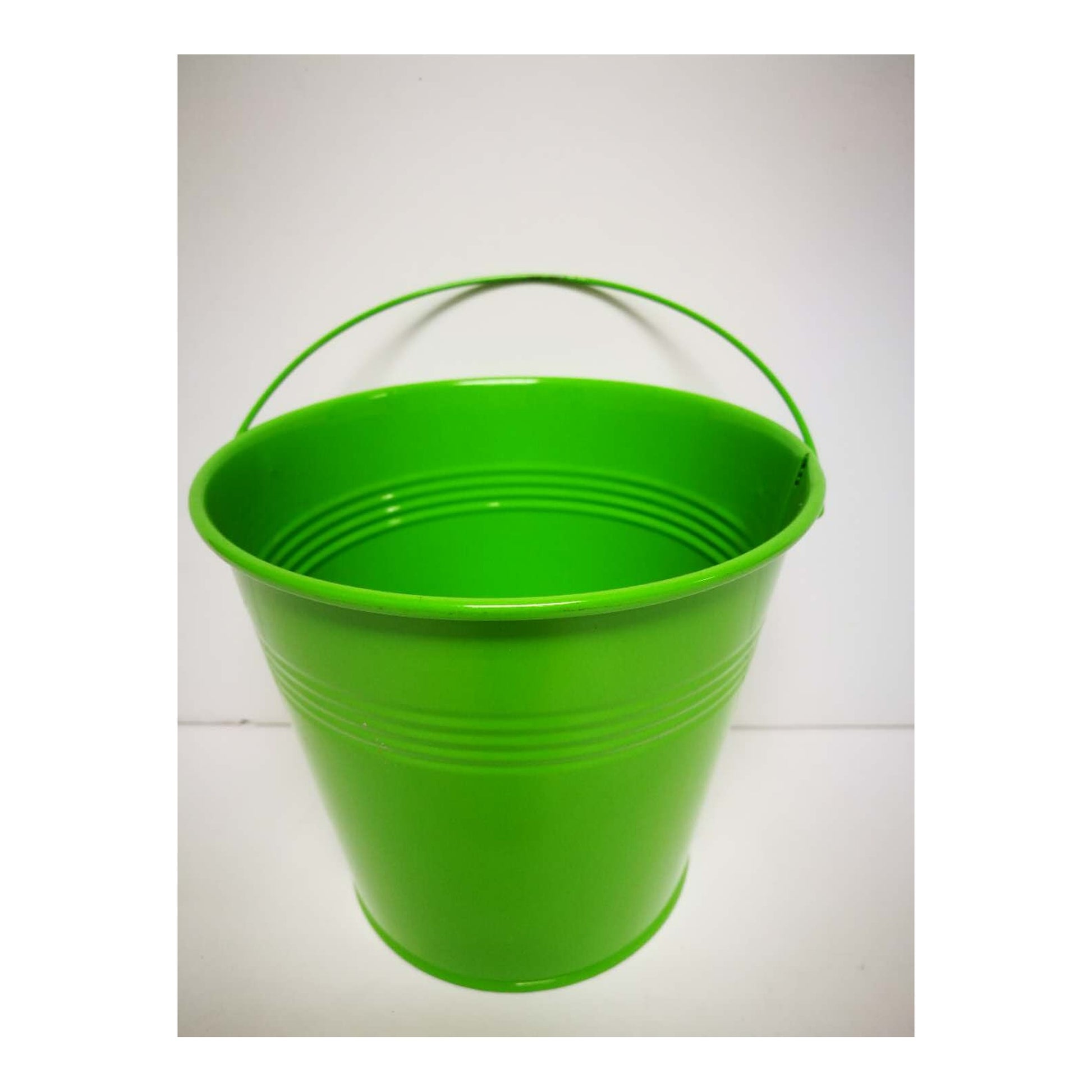 (c) 5" Bucket Medium Light Green