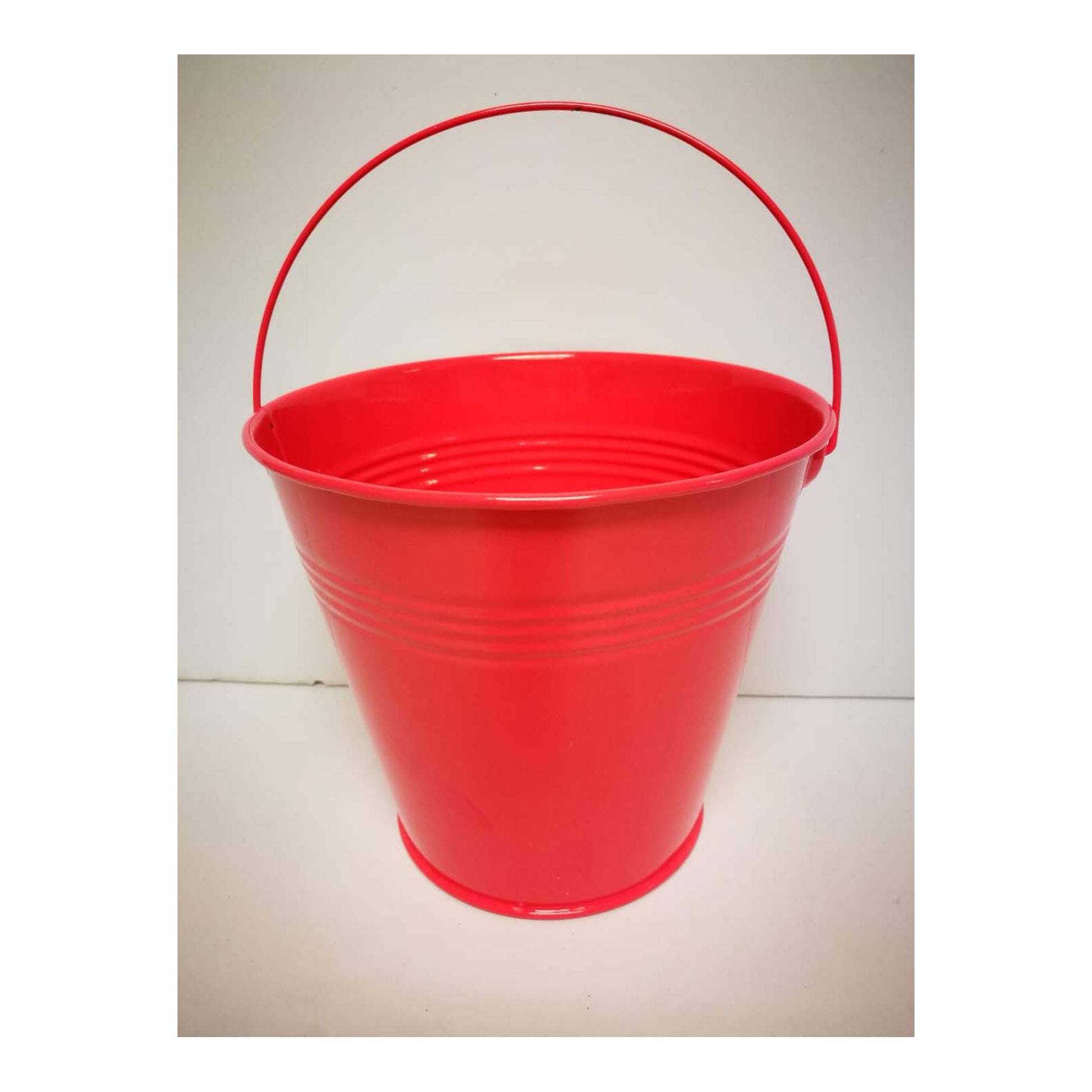 (c) 5" Bucket Medium Coral