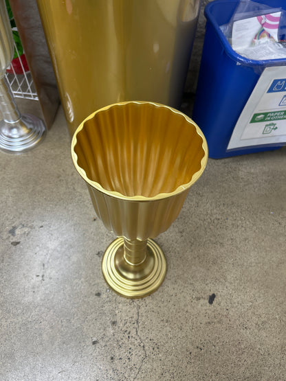 Plastic Urn Planter-Gold