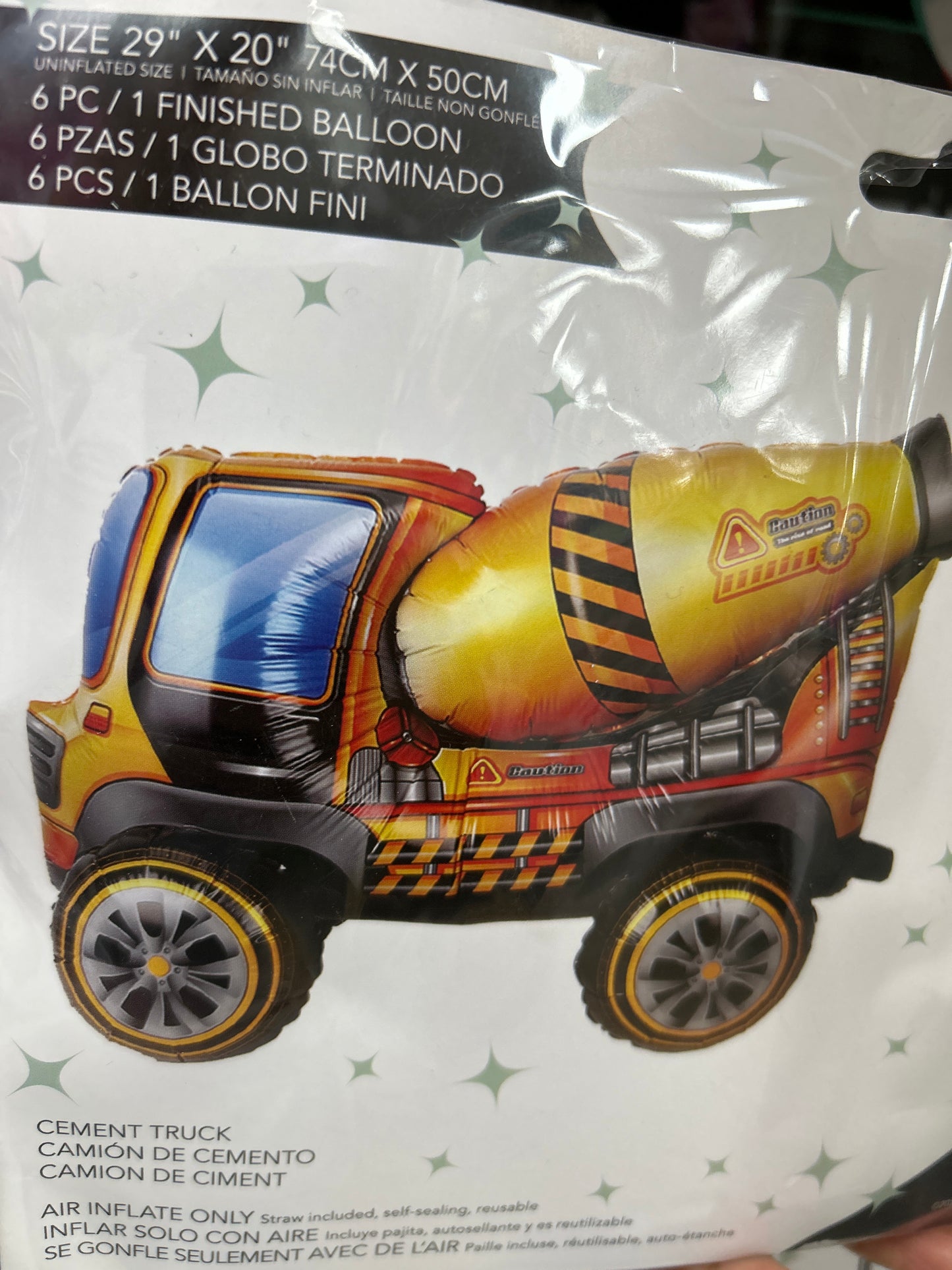 Camión de cemento con globo 4D