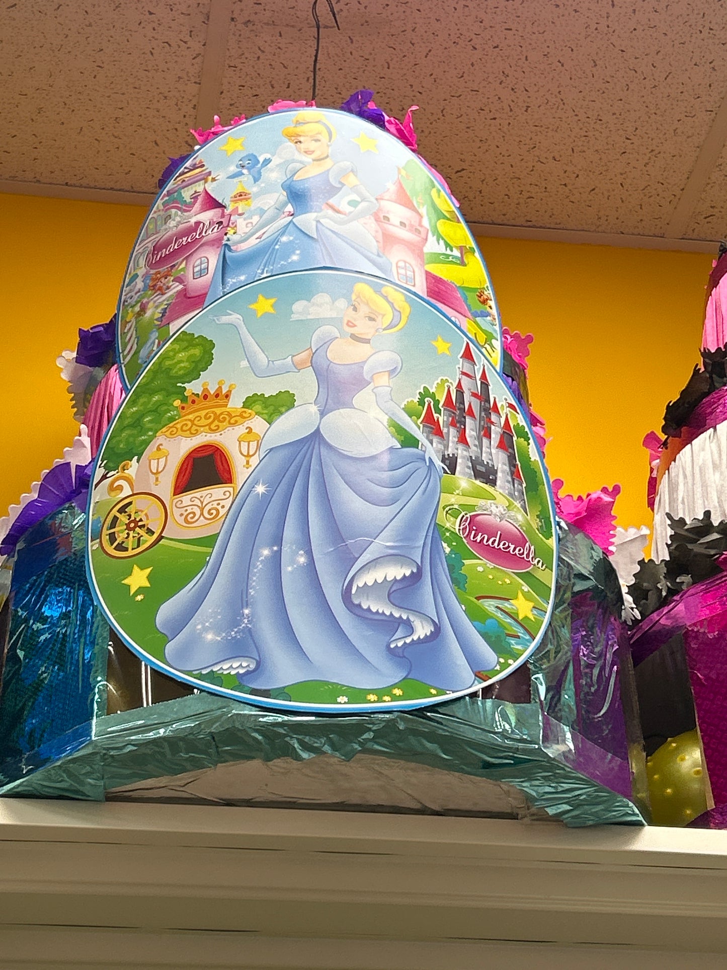 Pinata Ball Cake & Ball Number $36