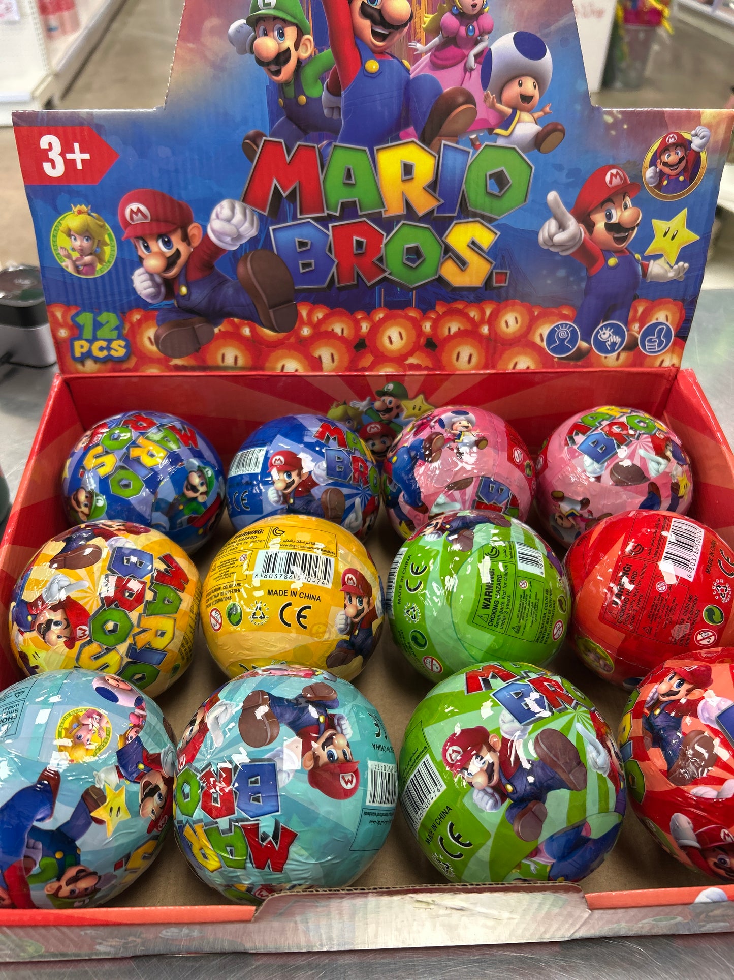 Mario Bros. Surprise Ball