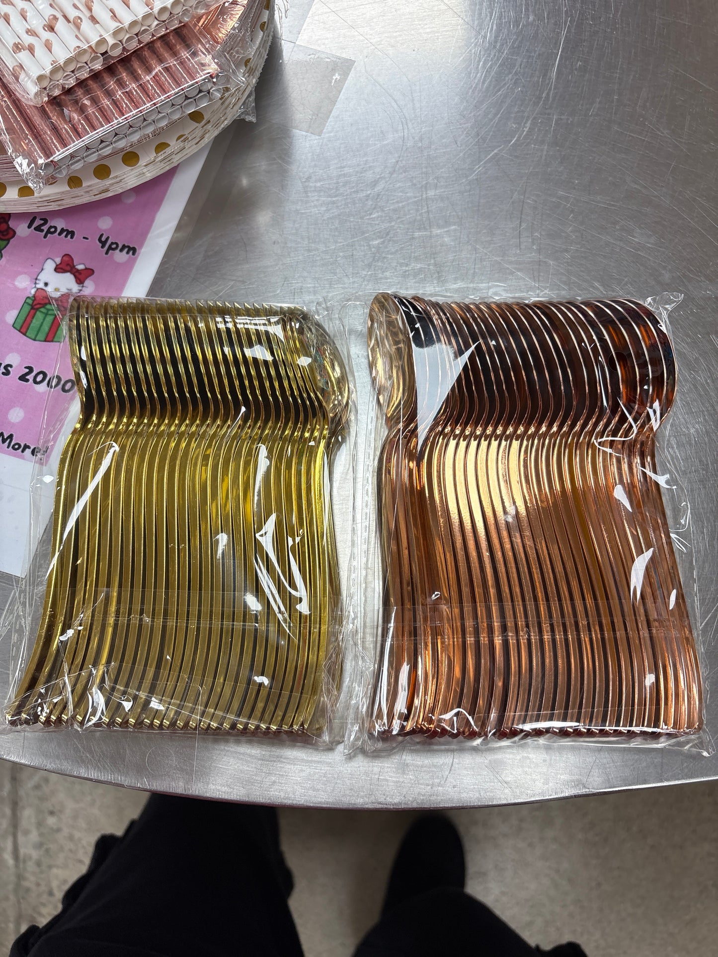 Plastic Spoons 25ct