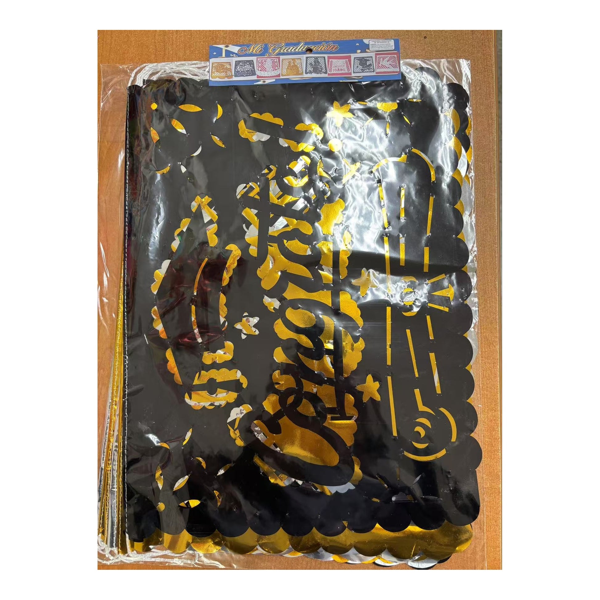 Picado Metallic Congrats Grad