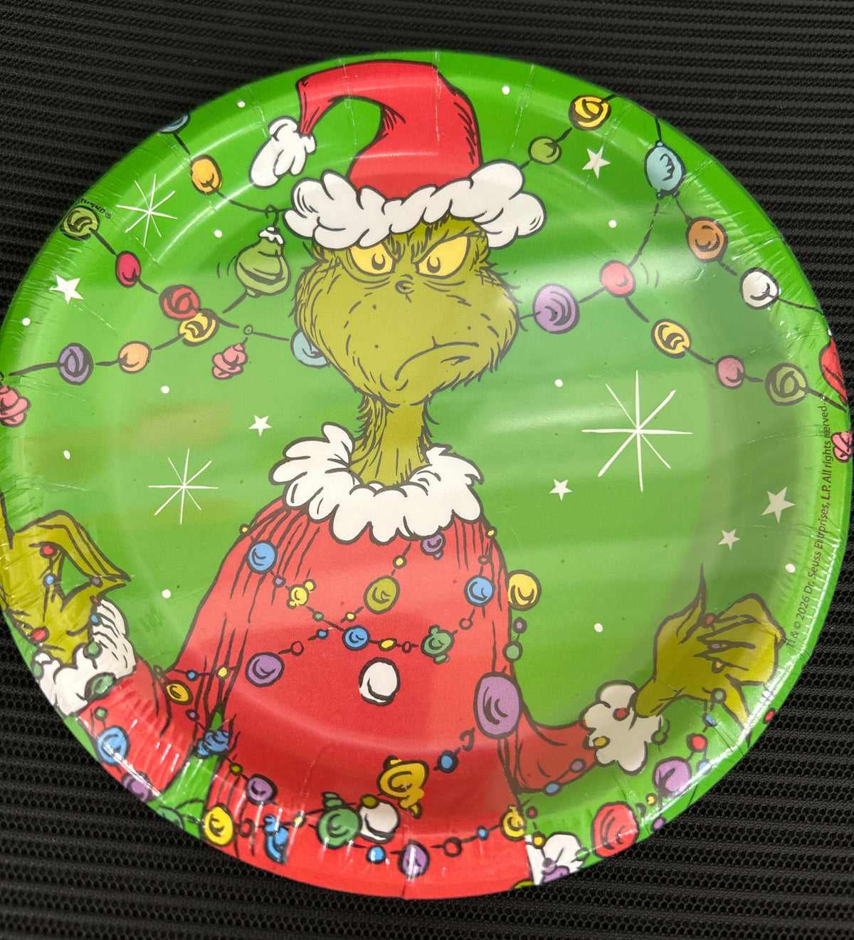The Grinch 7” Plates 8CT