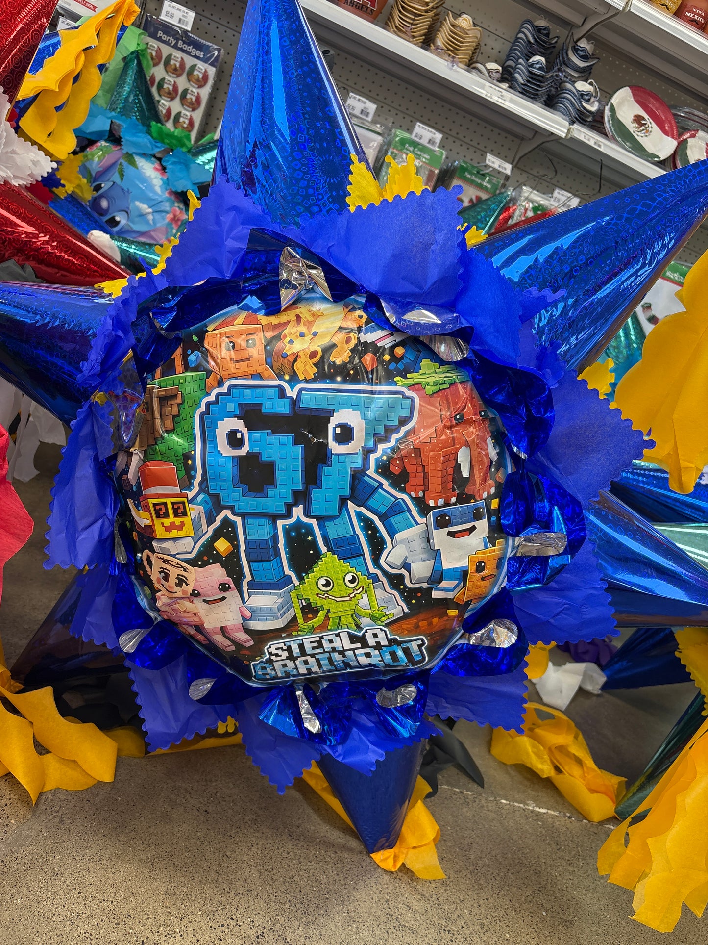 Pinata Star $23
