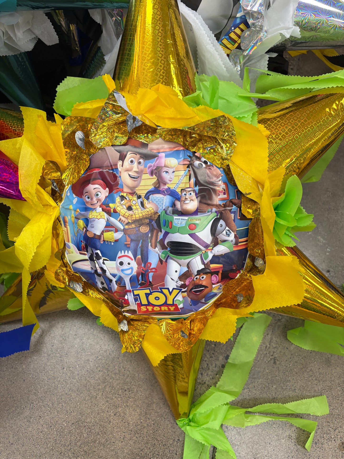Pinata Mini Star $18